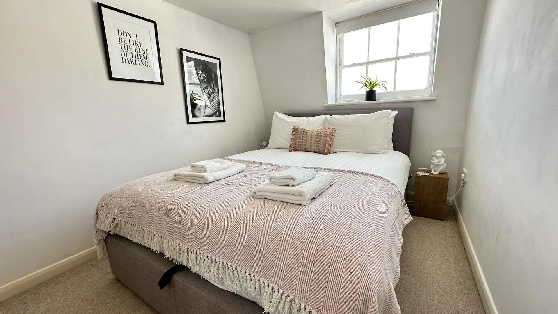 Central City Beach Pad Apartment Brighton